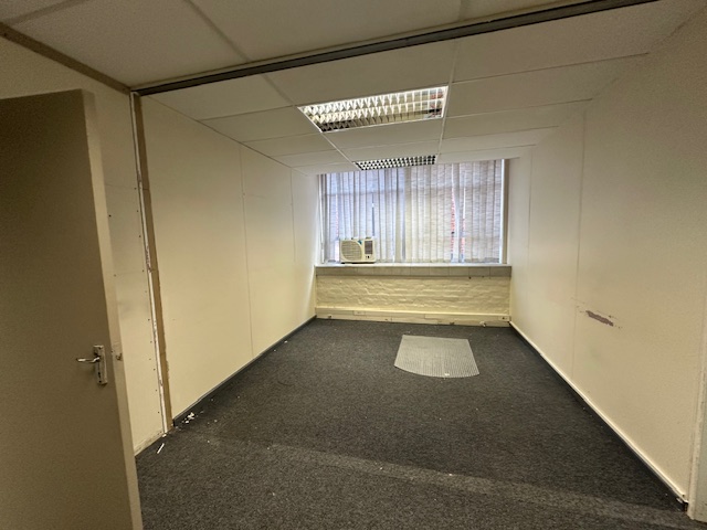 To Let commercial Property for Rent in Mowbray Western Cape